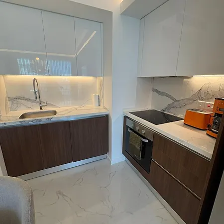 Super Luxury 1 Bedroom On 27th Floor In Grand Sapphire Appartamento Phrenaros
