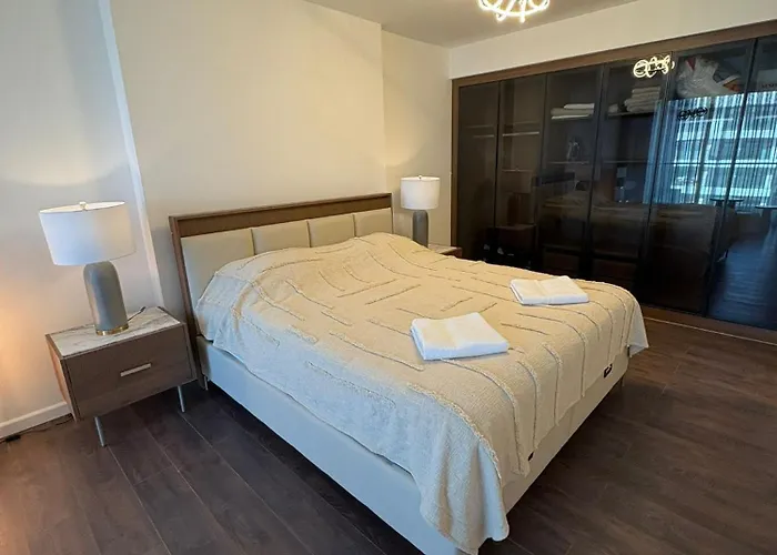 아파트 Super Luxury 1 Bedroom On 27th Floor In Grand Sapphire Phrenaros