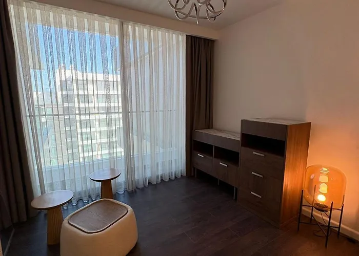 Super Luxury 1 Bedroom On 27th Floor In Grand Sapphire